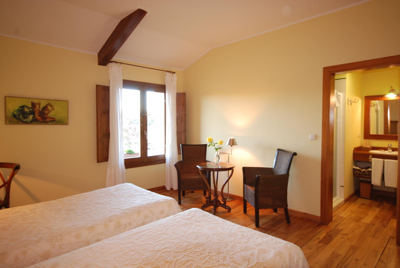 Hotel Del Verde Al Amarillo Penasrubias de Piron ภายนอก รูปภาพ